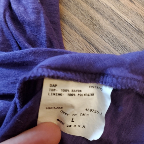 Top - Picture 2 of 6